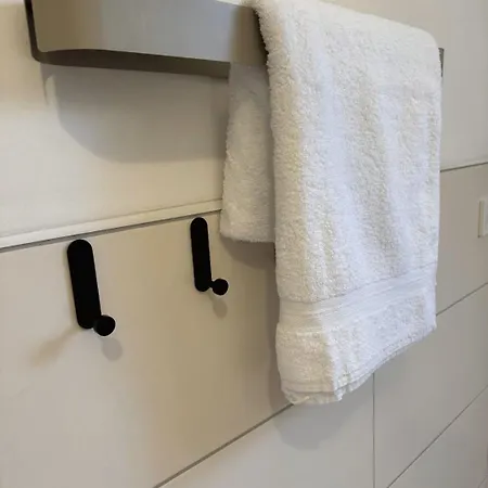 Premium Design - Neu Renoviert - Hotelkomfort Apartment Saarlouis